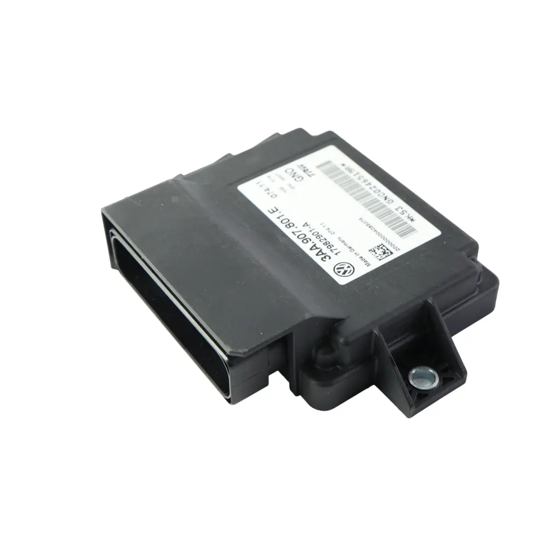 Elektrische Feststellbremse Steuergerät Modul für Volkswagen Passat B7 mit Teilenummer 3AA907801E Volkswagen Passat B7 Elektrische Feststellbremse Steuergerät Modul - SKU 3AA907801E - Teilenummer 3AA907801E