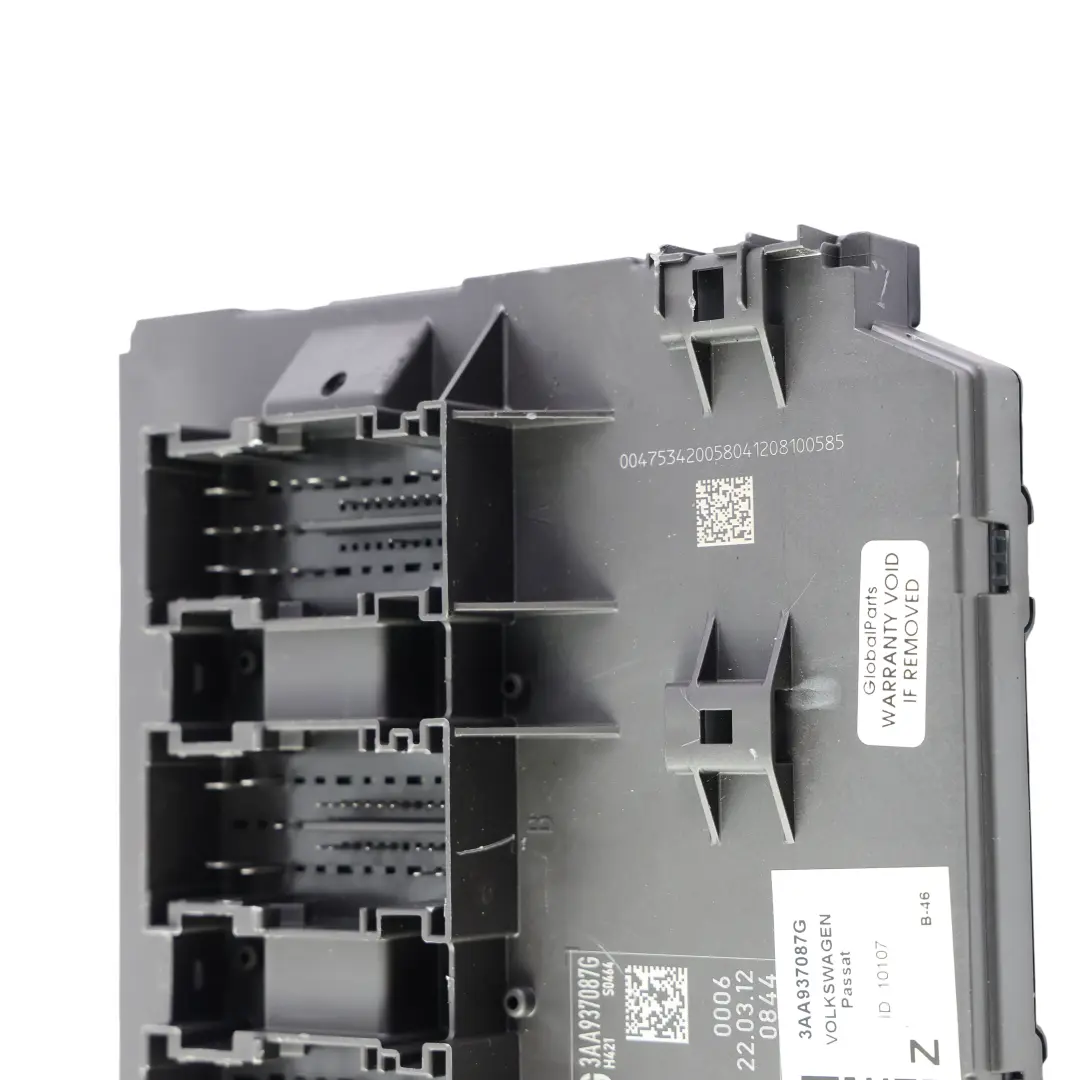 Body Control Module BCM Comfort Control to Volkswagen Passat B7 with Part number 3AA937087G Volkswagen Passat B7 Body Control Module BCM Comfort Control - SKU 3AA937087G - Part number 3AA937087G