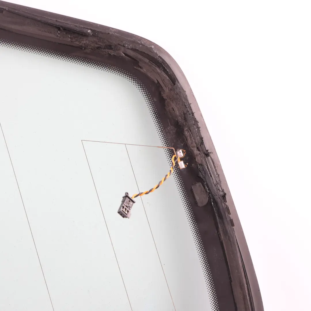 Mk6 Rear Quarter Side Window Glass Right O/S AS2 to Volkswagen Passat with Part number 3AF845298BG Volkswagen Passat Mk6 Rear Quarter Side Window Glass Right O/S AS2 - SKU 3AF845298BG - Part number 3AF845298BG