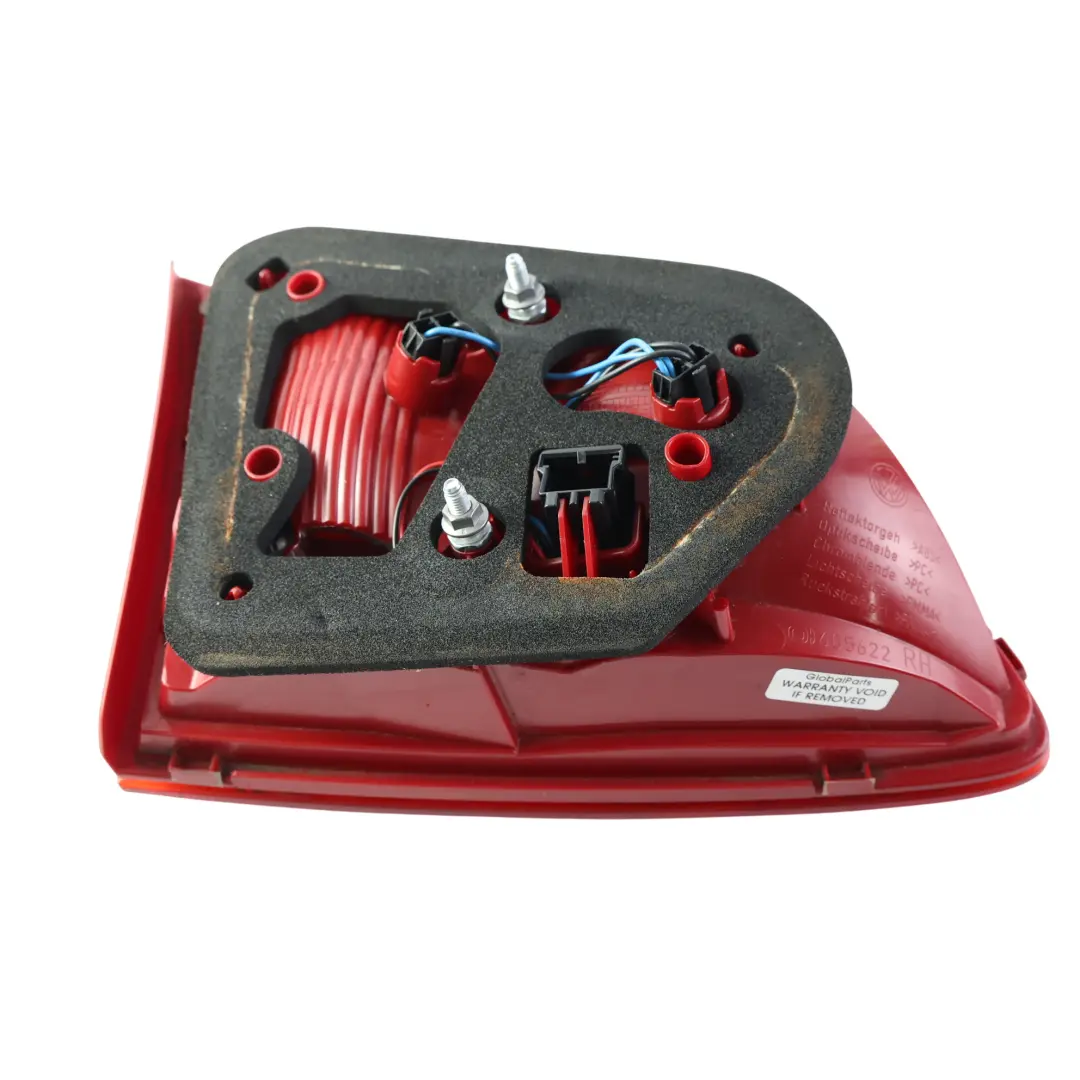 Volkswagen Passat B7 Kombi Lampa Tylna Klapy Wewnętrzna Prawo - SKU 3AF945094B - Numer Części 3AF945094B