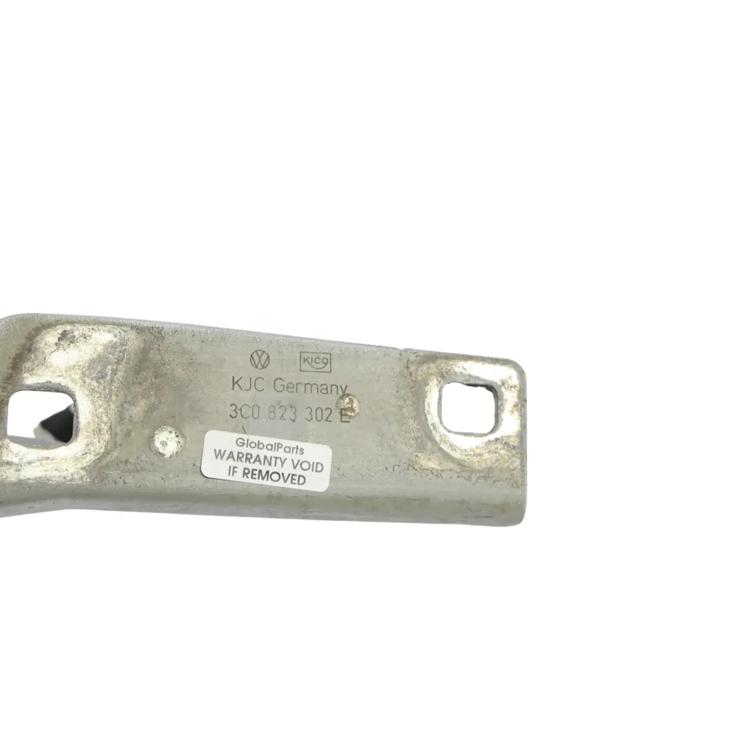Volkswagen Passat B6 Charnière Capot Avant Droite Argent Reflex A7W - SKU 3C0823302E-RES - Numéro de pièce 3C0823302E