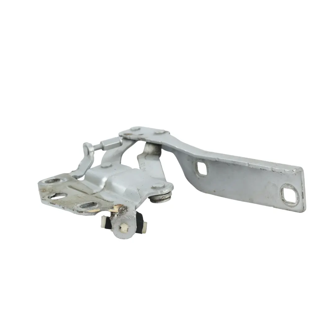 Front Bonnet Hood Hinge Right O/S Reflex Silver - A7W to VW Passat B6 with Part number 3C0823302E VW Passat B6 Front Bonnet Hood Hinge Right O/S Reflex Silver - A7W - SKU 3C0823302E-RES - Part number 3C0823302E