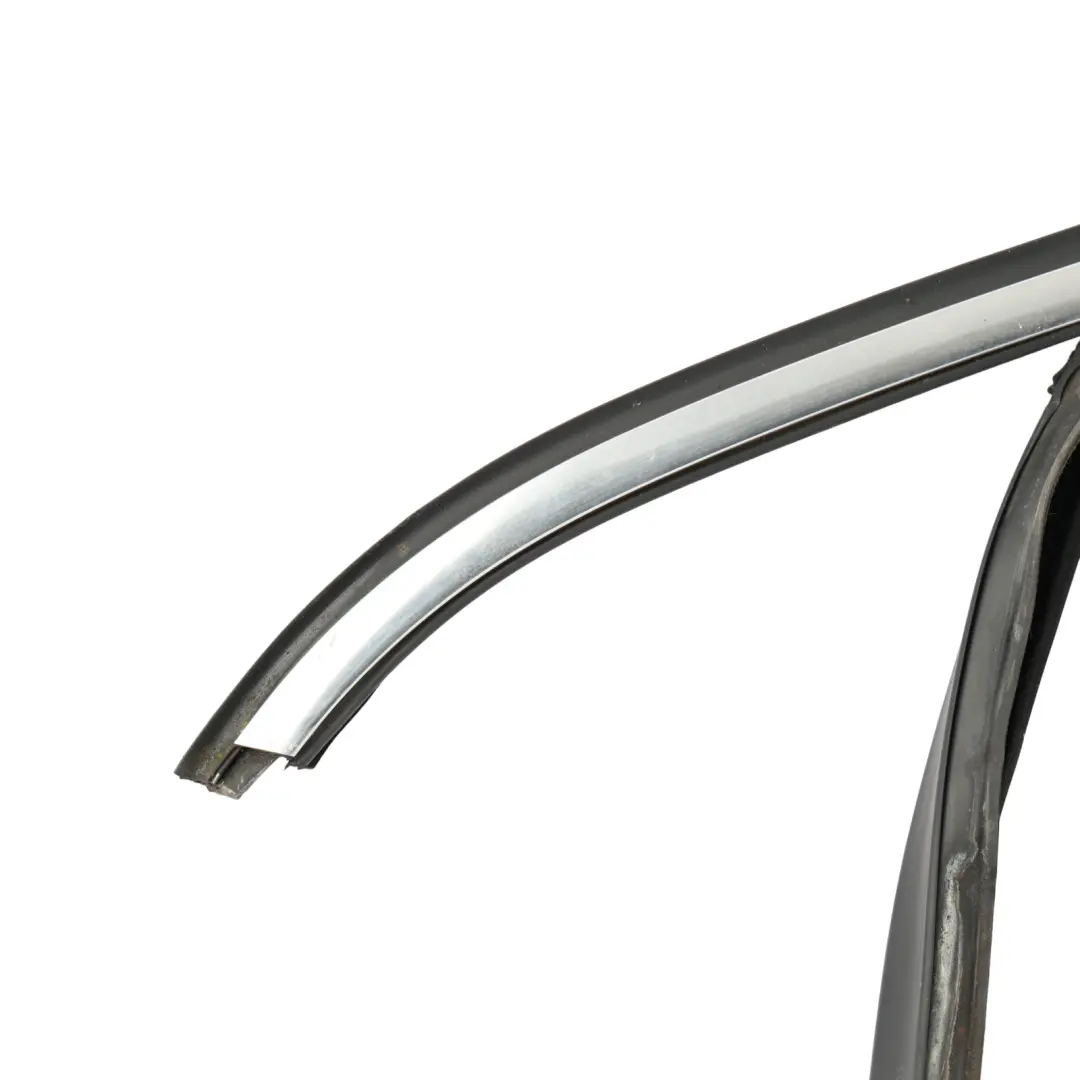 Guarnizione Porta Anteriore Sinistra Gomma per Volkswagen Passat B7 con numero di parte 3C4837431F Volkswagen Passat B7 Guarnizione Porta Anteriore Sinistra Gomma - SKU 3C4837431F-1 - Numero di parte 3C4837431F