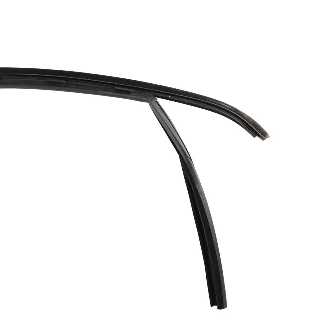 Volkswagen Passat B7 Joint Porte Avant Gauche Caoutchouc - SKU 3C4837431F-1 - Numéro de pièce 3C4837431F