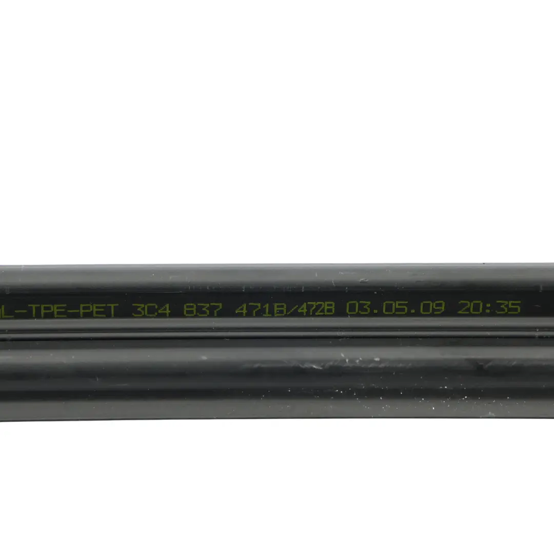 Junta Burlete Ventana Puerta Delantera Izquierda para Volkswagen Passat B6 con número de pieza 3C4837471B Volkswagen Passat B6 Junta Burlete Ventana Puerta Delantera Izquierda - SKU 3C4837471B - Número de pieza 3C4837471B