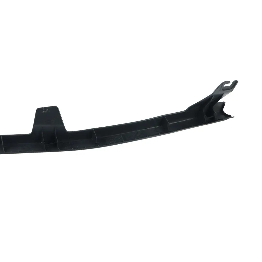 Moldura Pilar C Inferior Trasero Derecho para Volkswagen Passat B6 con número de pieza 3C5867766B Volkswagen Passat B6 Moldura Pilar C Inferior Trasero Derecho - SKU 3C5867766B - Número de pieza 3C5867766B