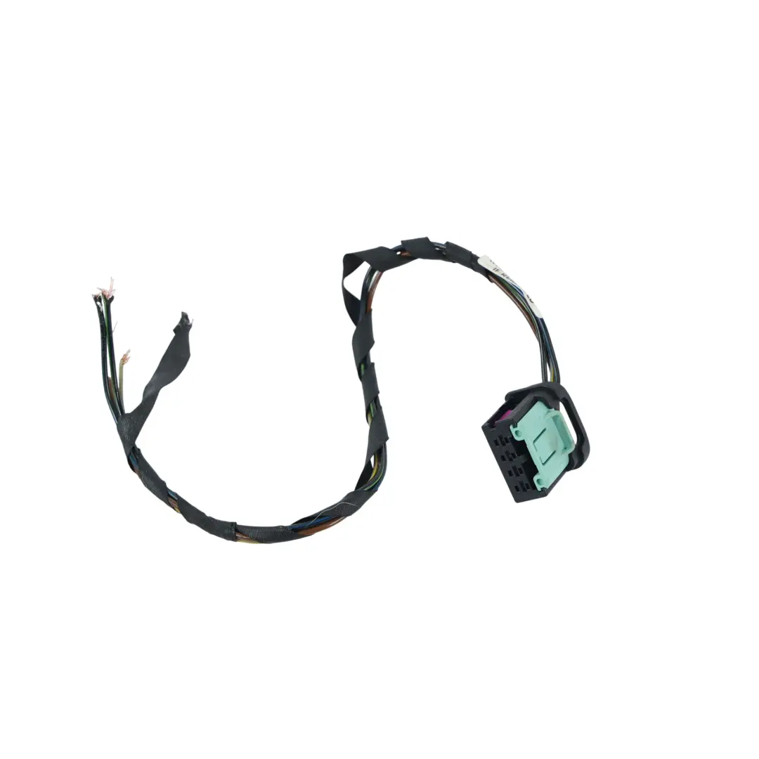 Volkswagen Passat B6 Sedán Cable Cableado Luz Trasera Derecha - SKU 3C5945096H-1 - Número de pieza 3C5945096H