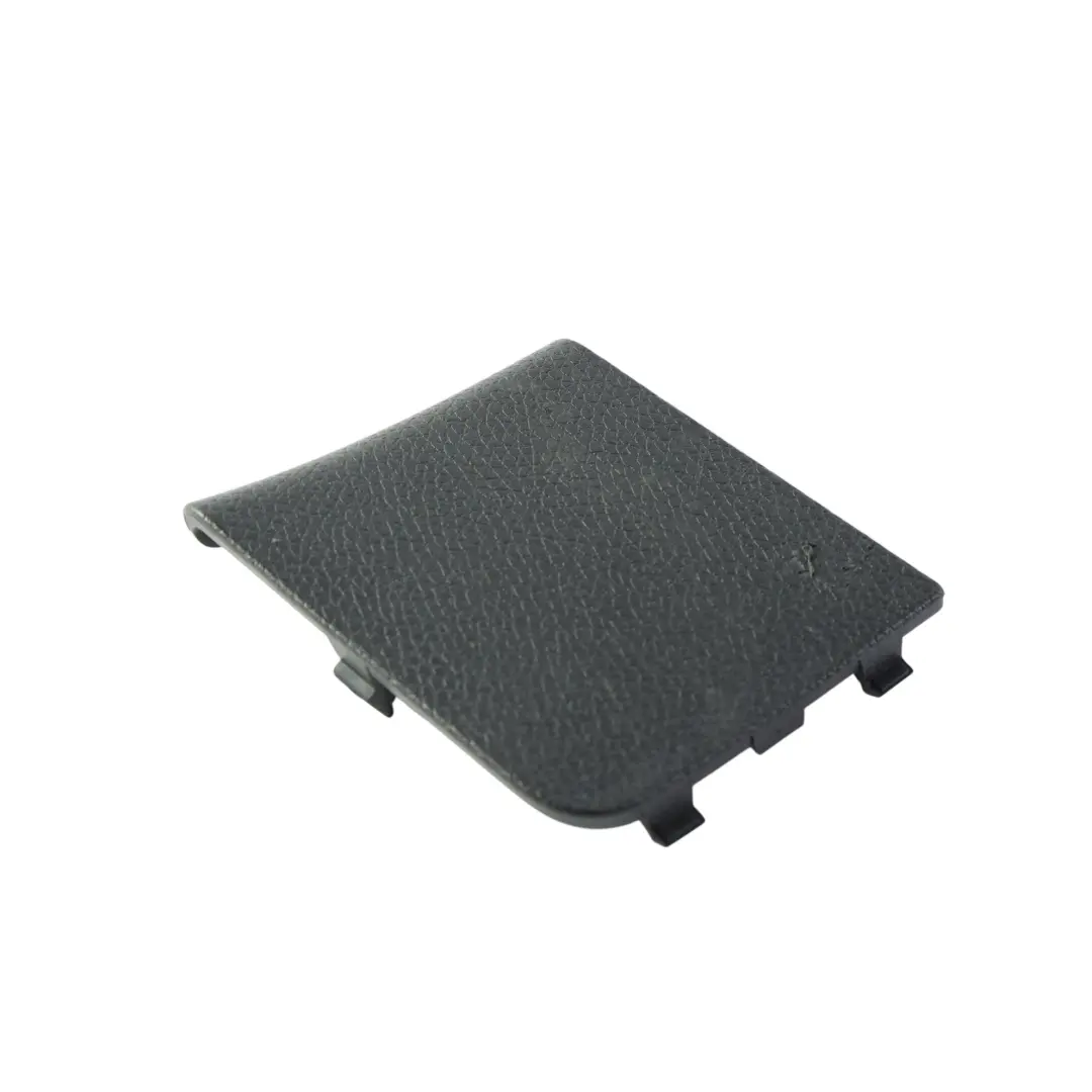 Volkswagen Passat B7 Cache Panneau Hayon Coffre Gauche 3C9867748 - SKU 3C9867747 - Numéro de pièce 3C9867747