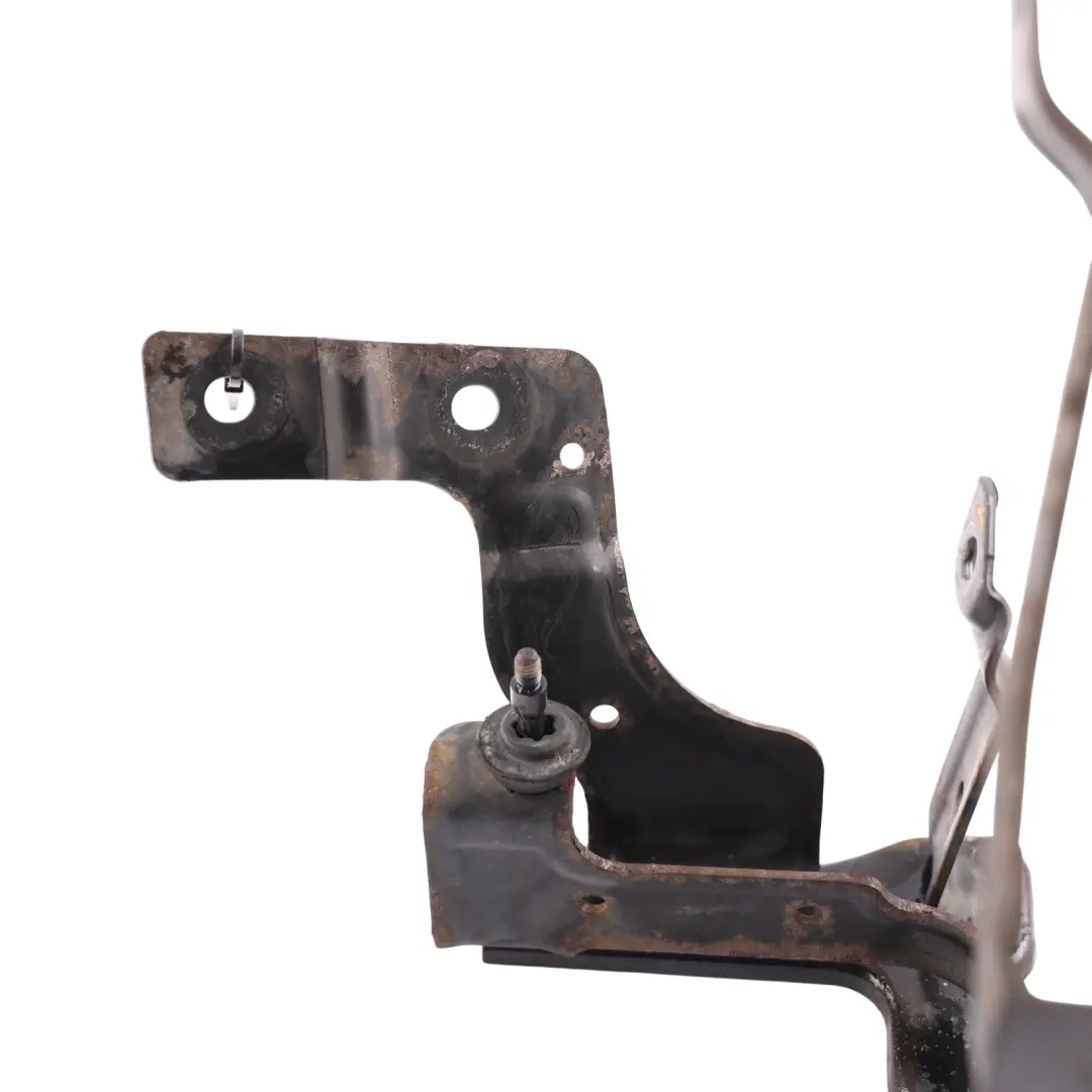 Mk2 C-Max Power Steering Pump Bracket Mount Holder to Ford Focus with Part number 3M51-3K738-AC Ford Focus Mk2 C-Max Power Steering Pump Bracket Mount Holder - SKU 3M51-3K738-AC - Part number 3M51-3K738-AC