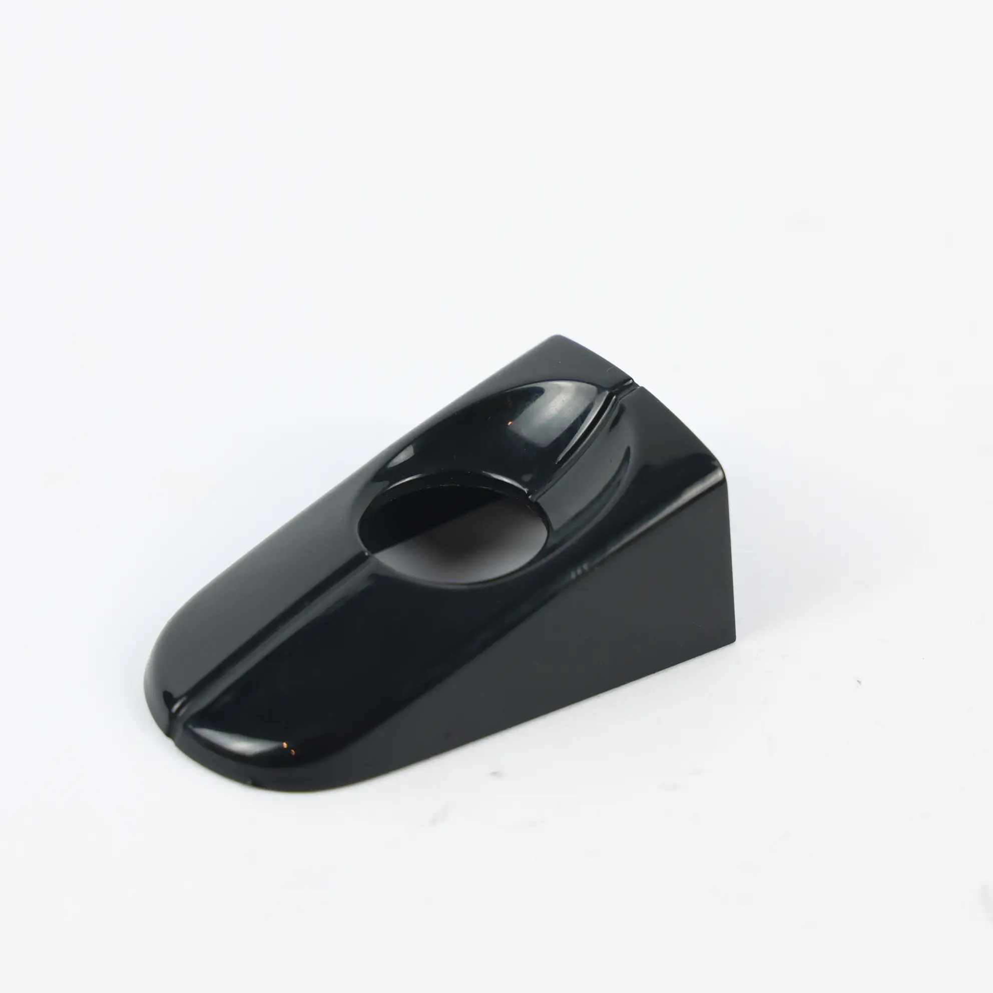 Ford Focus Mk3 Zaślepka Osłona Klamki Drzwi Przedni Prawy Shadow Czarny G1