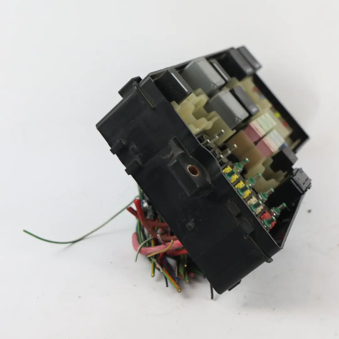 St2 Mk2 Under Bonnet Engine Fuse Box Fusebox Holder to Ford Focus with Part number 3M5T-14A067-BC Ford Focus St2 Mk2 Under Bonnet Engine Fuse Box Fusebox Holder - SKU 3M5T-14A067-BC - Part number 3M5T-14A067-BC