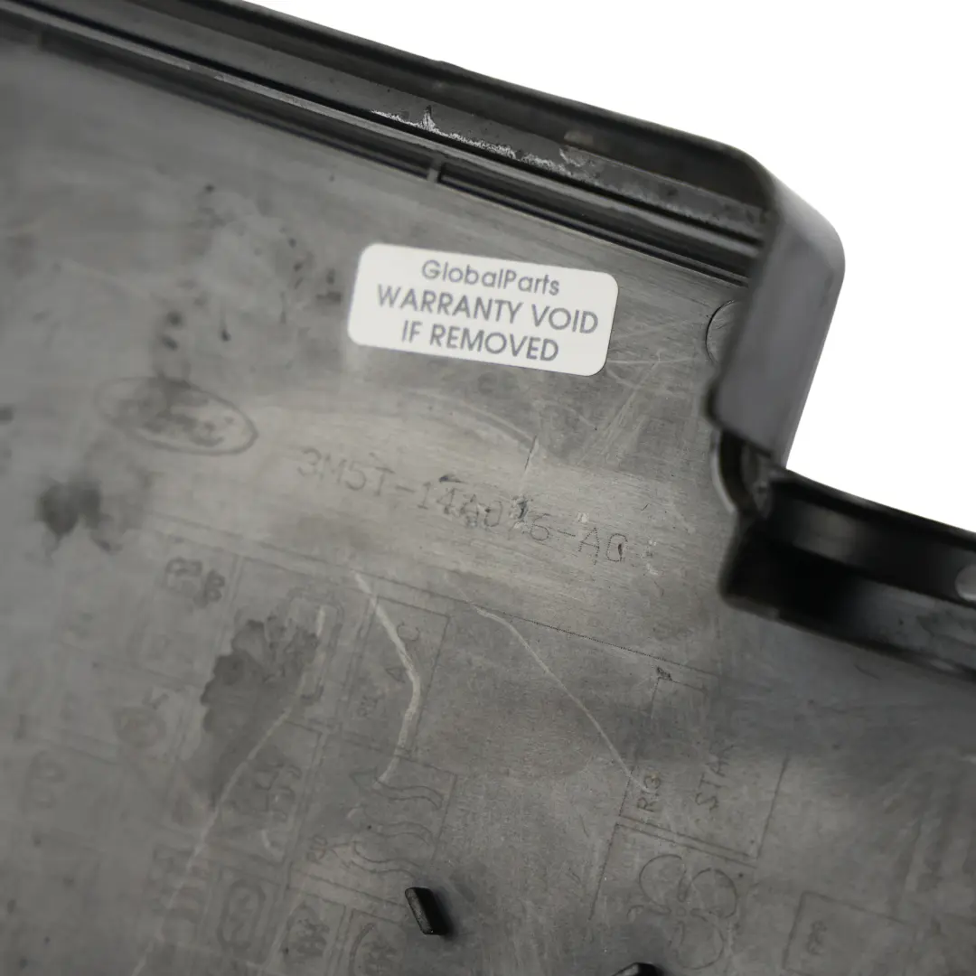 MK2 Couvercle Cache Boîte Fusibles Capot pour Ford Focus à propos du numéro de pièce 3M5T-14A076-AC Ford Focus MK2 Couvercle Cache Boîte Fusibles Capot - SKU 3M5T-14A076-AC - Numéro de pièce 3M5T-14A076-AC