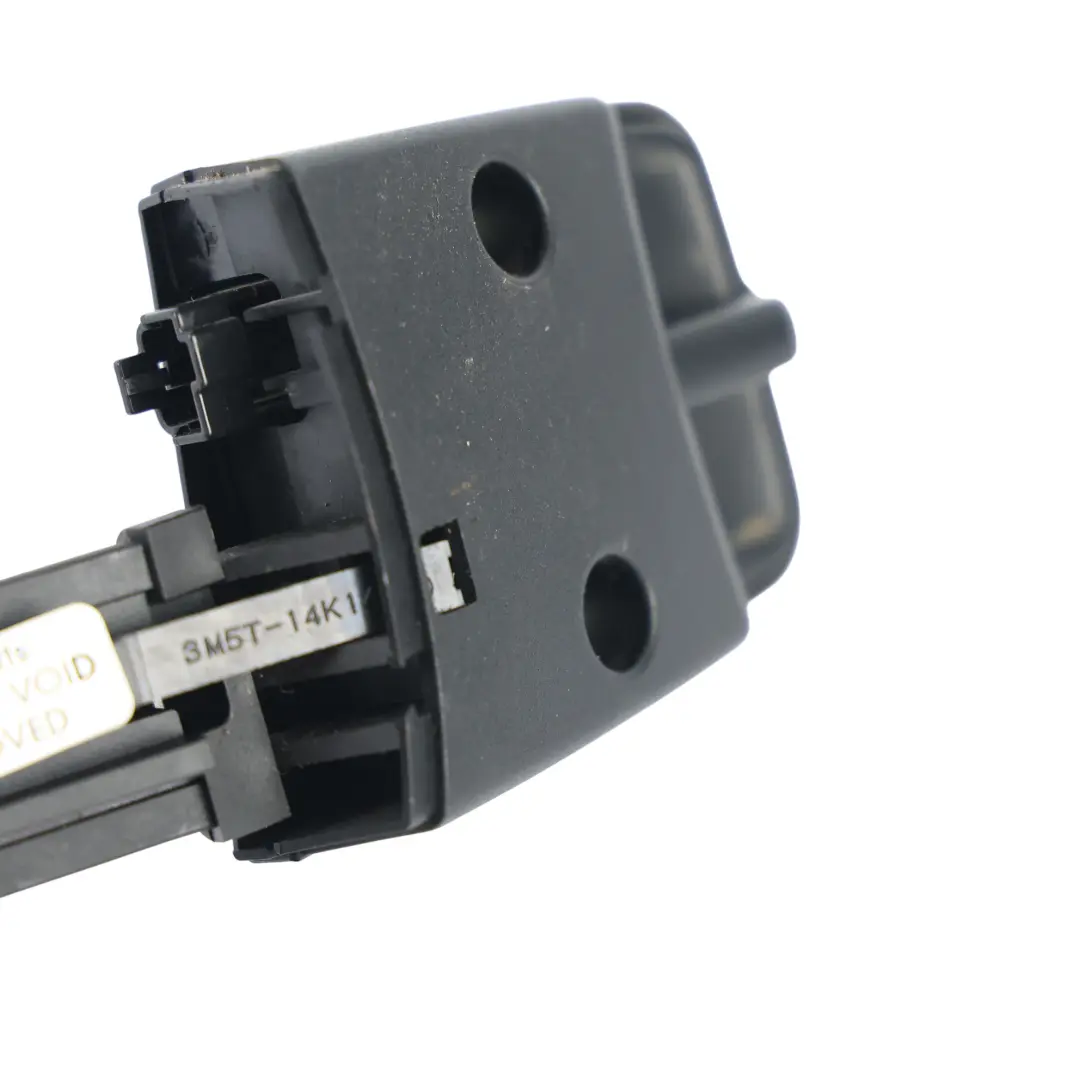 MK2 Interruptor Control Audio Volante Volumen Modo para Ford Focus Titanium con número de pieza 3M5T-14K147-AD Ford Focus Titanium MK2 Interruptor Control Audio Volante Volumen Modo - SKU 3M5T-14K147-AD - Número de pieza 3M5T-14K147-AD