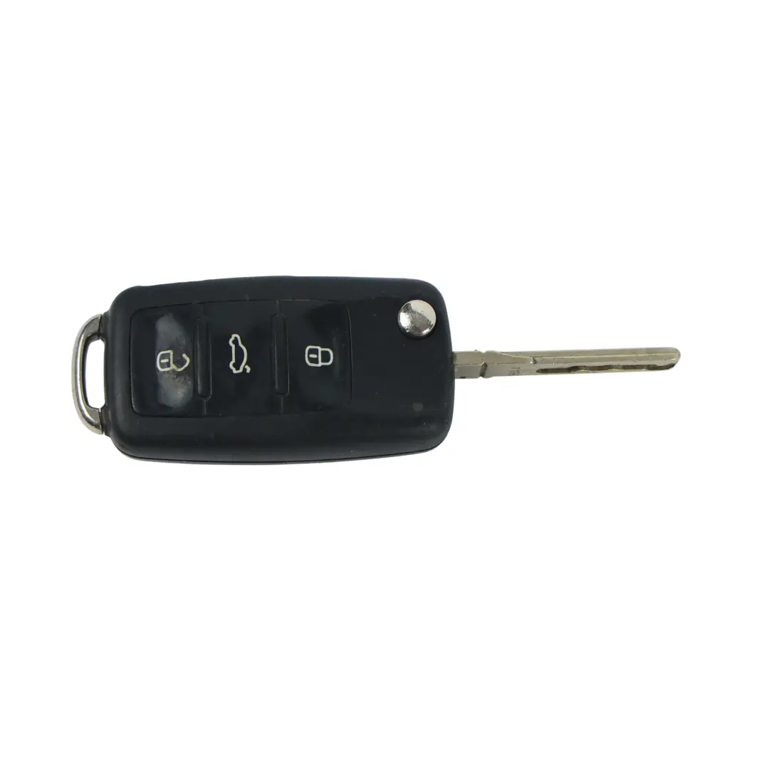 Flip Key Remote Control 3 Button Foldable Transponder to Skoda Fabia 5j with Part number 3T0837202L Skoda Fabia 5j Flip Key Remote Control 3 Button Foldable Transponder - SKU 3T0837202L - Part number 3T0837202L