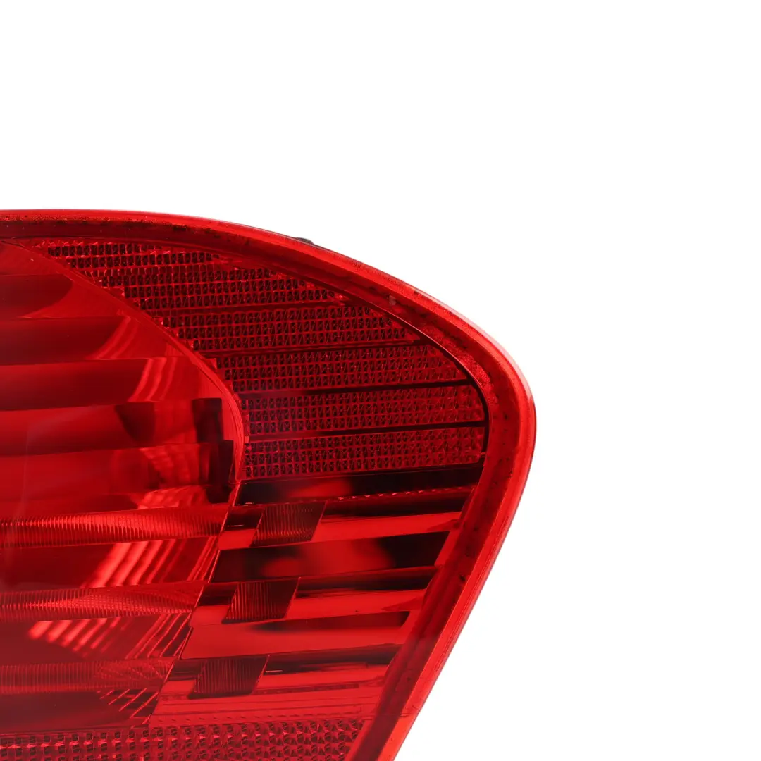 BMW E82 Coupe E88 Convertible Rear Lamp Tail Light Right O/S Side Panel - SKU 4869810-2 - Part number 4869810