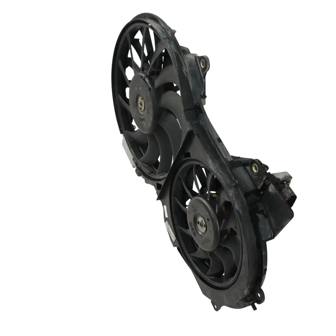 Soporte Montaje Panel Radiador Delantero Derecho para Audi A6 C6 con número de pieza 4F0121003E Audi A6 C6 Soporte Montaje Panel Radiador Delantero Derecho - SKU 4F0121003E - Número de pieza 4F0121003E