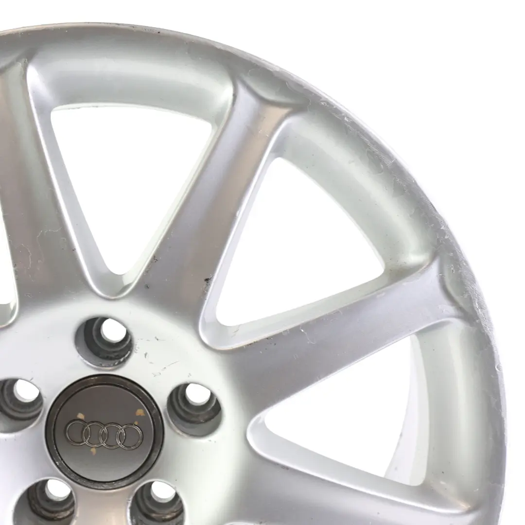 Jante Alliage Argent 19" 7,5J ET:45 9 Branches pour Audi A6 C6 à propos du numéro de pièce 4F0601025J Audi A6 C6 Jante Alliage Argent 19" 7,5J ET:45 9 Branches - SKU 4F0601025J-2 - Numéro de pièce 4F0601025J