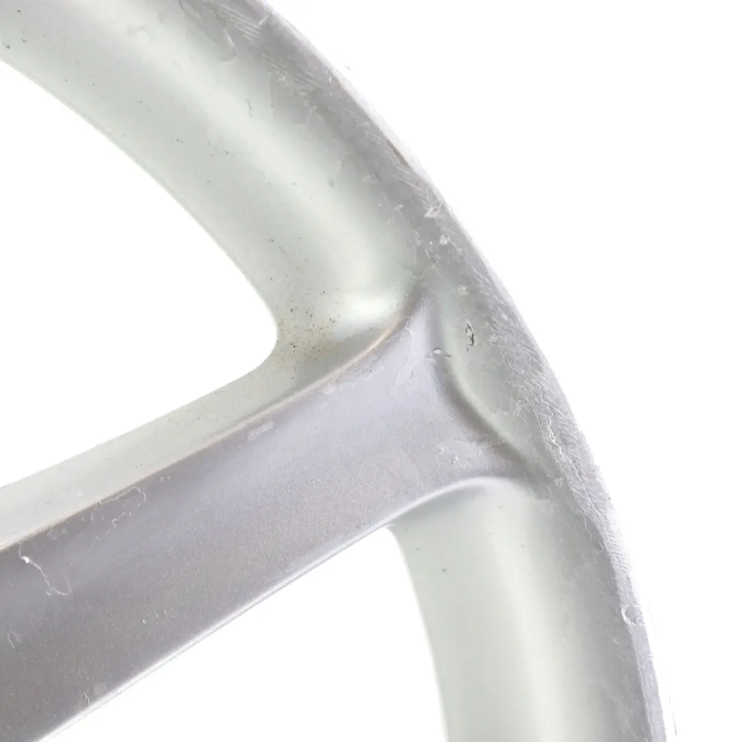 Jante Alliage Argent 19" 7,5J ET:45 9 Branches pour Audi A6 C6 à propos du numéro de pièce 4F0601025J Audi A6 C6 Jante Alliage Argent 19" 7,5J ET:45 9 Branches - SKU 4F0601025J-2 - Numéro de pièce 4F0601025J