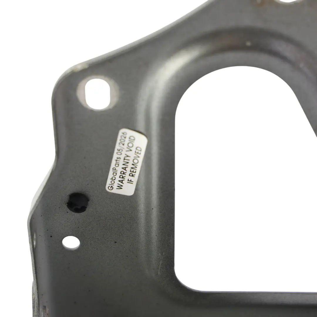 Soporte Guardabarros Delantero Derecho Gris Atlas Metalizado Y7Q para Audi A6 C6 con número de pieza 4F0821136A Audi A6 C6 Soporte Guardabarros Delantero Derecho Gris Atlas Metalizado Y7Q - SKU 4F0821136A-ATLS - Número de pieza 4F0821136A