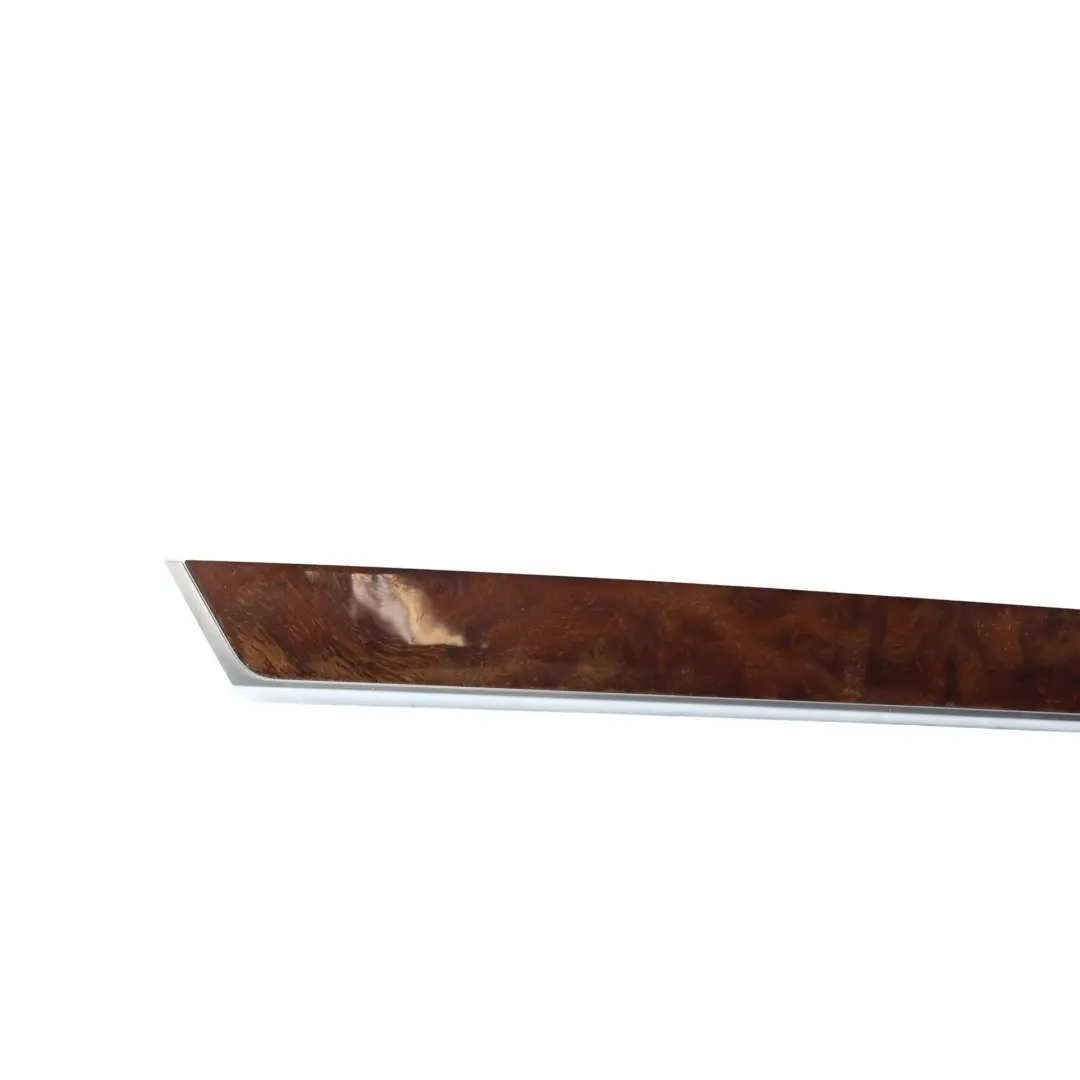 Moldura Panel Puerta Delantera Derecha Nogal para Audi A6 C6 con número de pieza 4F0867410B Audi A6 C6 Moldura Panel Puerta Delantera Derecha Nogal - SKU 4F0867410B - Número de pieza 4F0867410B