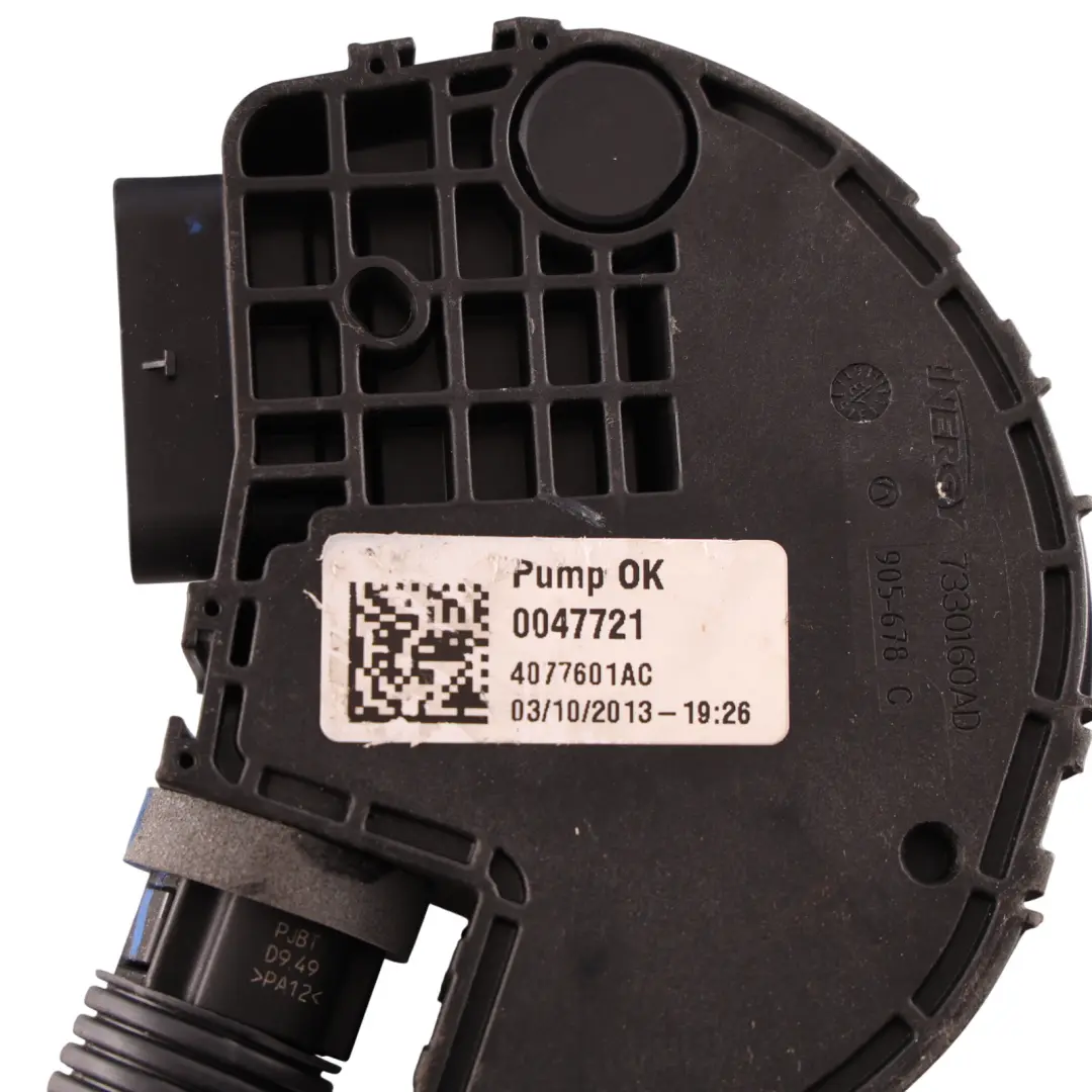 Adblue Reduction Agent Tank Reservoir Bottle to Audi A8 D4 with Part number 4H0131877H Audi A8 D4 Adblue Reduction Agent Tank Reservoir Bottle - SKU 4H0131877H - Part number 4H0131877H