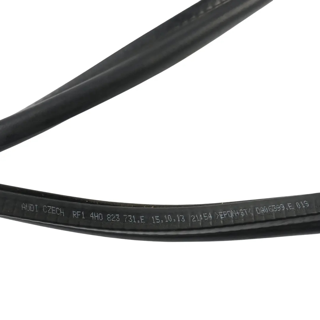 Audi A8 D4 S8 4H Guarnizione Gomma Cofano Striscia - SKU 4H0823731E - Numero di parte 4H0823731E