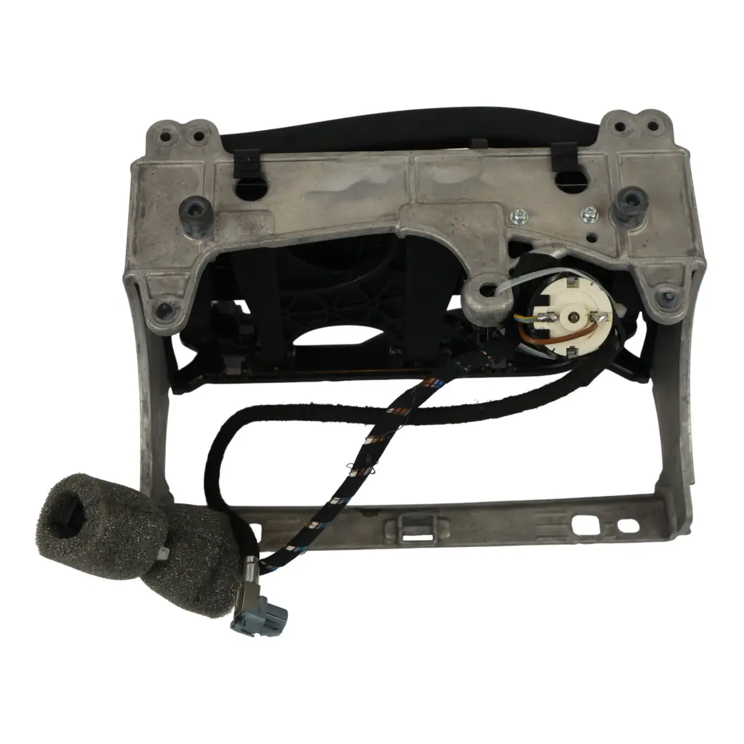 Audi A8 D4 Support Montage Écran Navigation MMI Sat Nav - SKU 4H0857273C - Numéro de pièce 4H0857273C