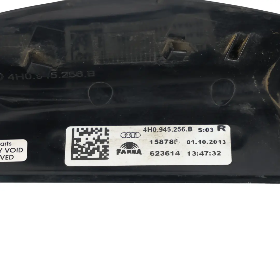 Audi A8 D4 Feu Arrière Cache Garniture Droit - SKU 4H0945256B - Numéro de pièce 4H0945256B