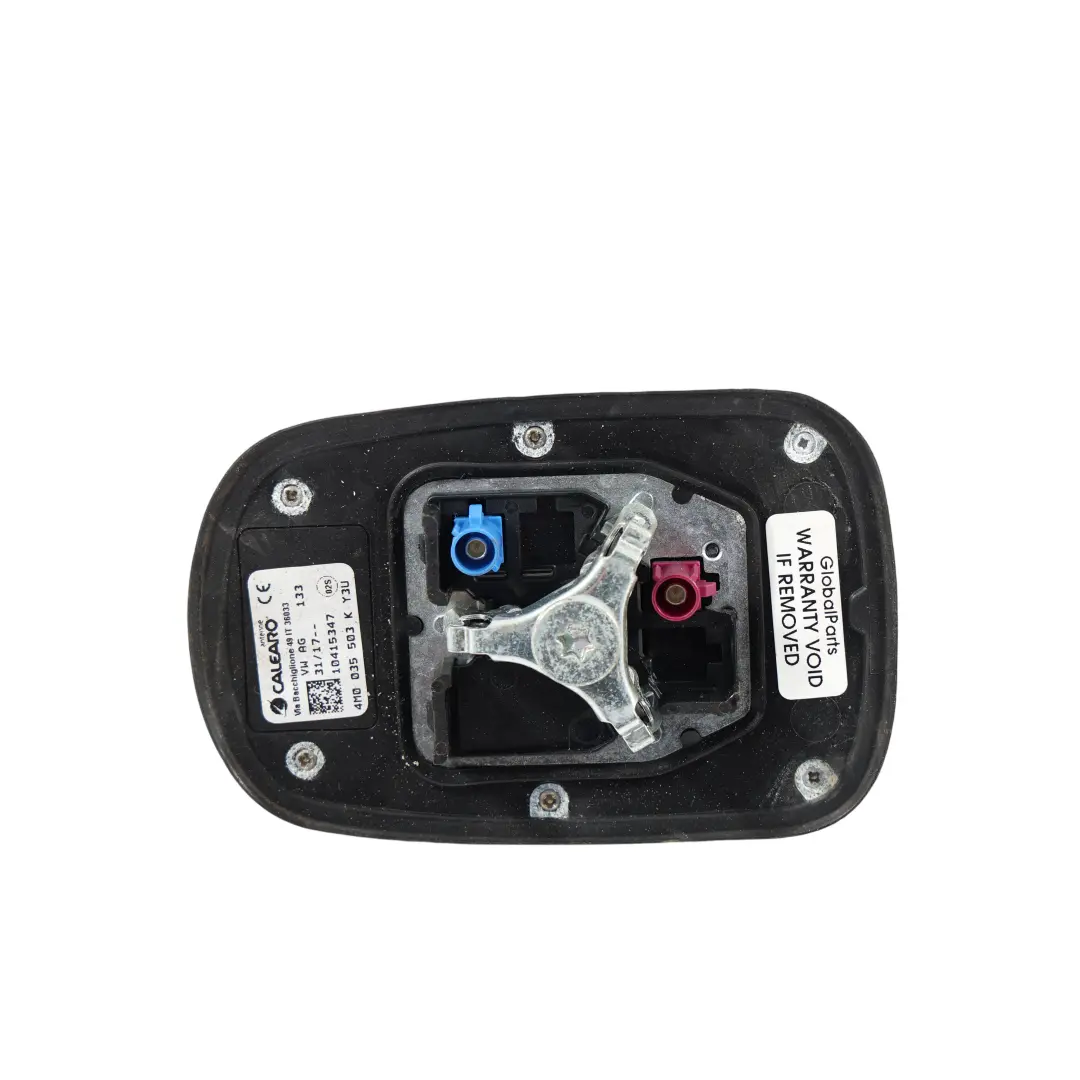Antena Dachowa Rekin Płetwa Czerwona - Y3U do Audi Q2 GA o numerze 4M0035503K Audi Q2 GA Antena Dachowa Rekin Płetwa Czerwona - Y3U - SKU 4M0035503K-TAR - Numer Części 4M0035503K