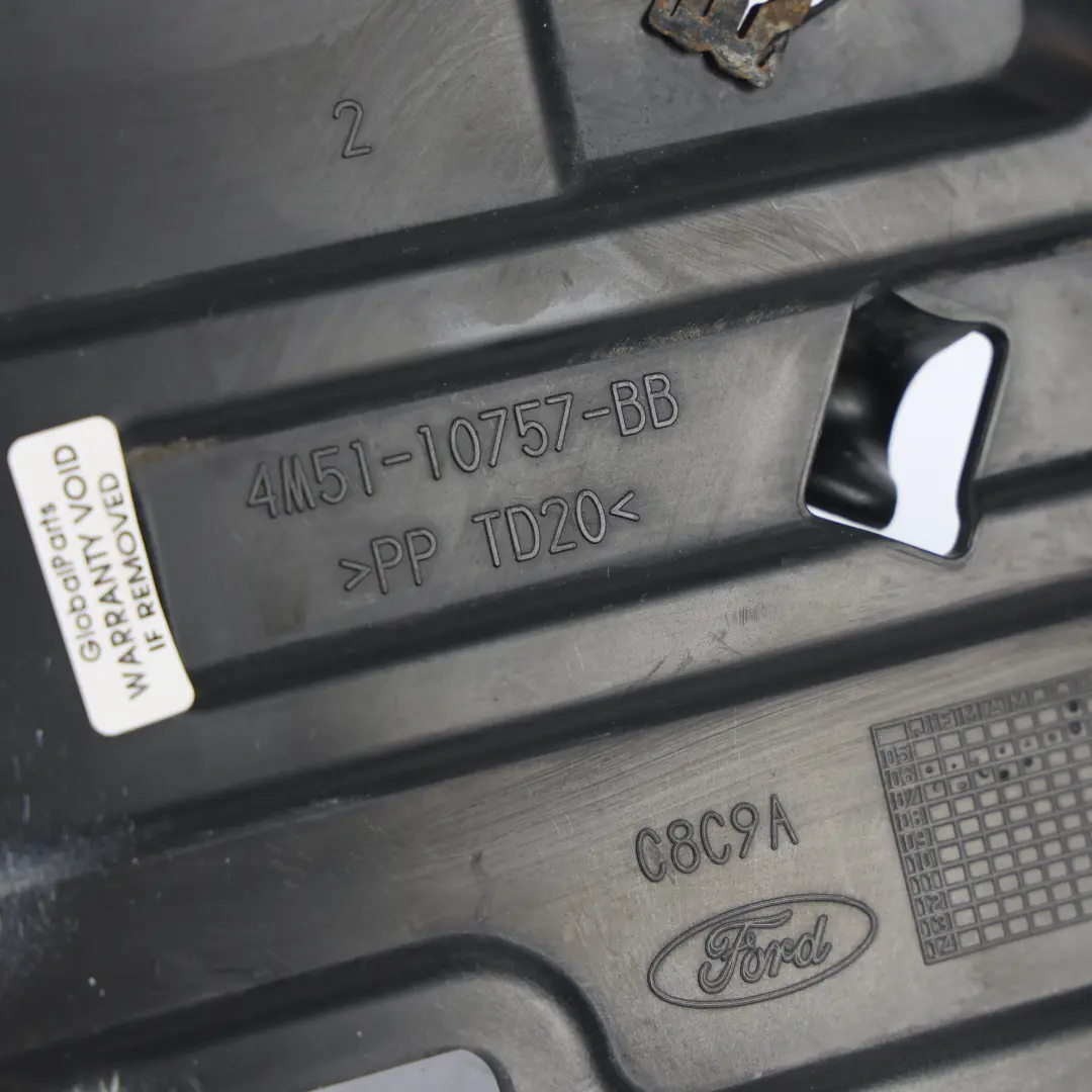 ST2 MK2 Coperchio Scatola Batteria Pannello Superiore per Ford Focus con numero di parte 4M51-10757-BB Ford Focus ST2 MK2 Coperchio Scatola Batteria Pannello Superiore - SKU 4M51-10757-BB - Numero di parte 4M51-10757-BB