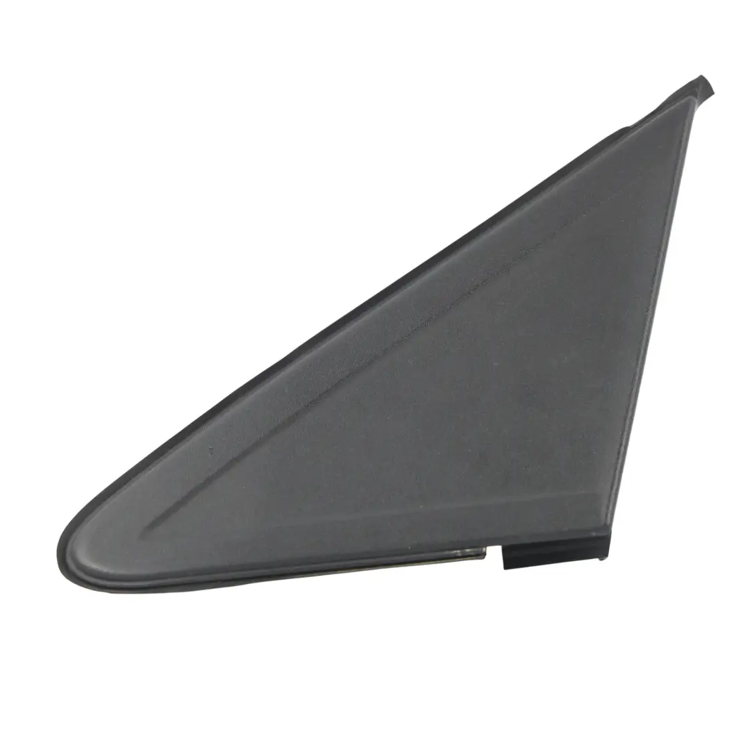 Ford Focus Mk2 Osłona Trójkąt Przednia Czarna Lewa - SKU 4M51-A16004-AE - Numer Części 4M51-A16004-AE