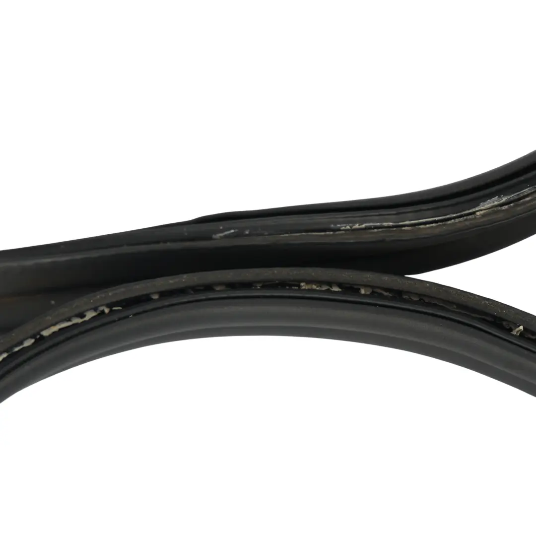 Ford Focus Mk2 Uszczelka Gumy Klapy Bagażnika - SKU 4M51-A404A06-BG - Numer Części 4M51-A404A06