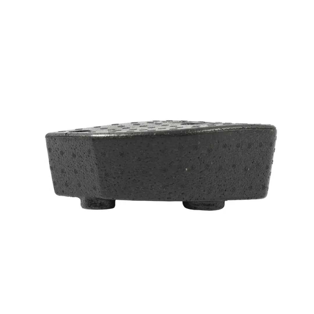 Protezione Interna Anteriore Destra per Skoda Karoq ND VW Taos CP con numero di parte 575837842B Skoda Karoq ND VW Taos CP Protezione Interna Anteriore Destra - SKU 575837842B - Numero di parte 575837842B