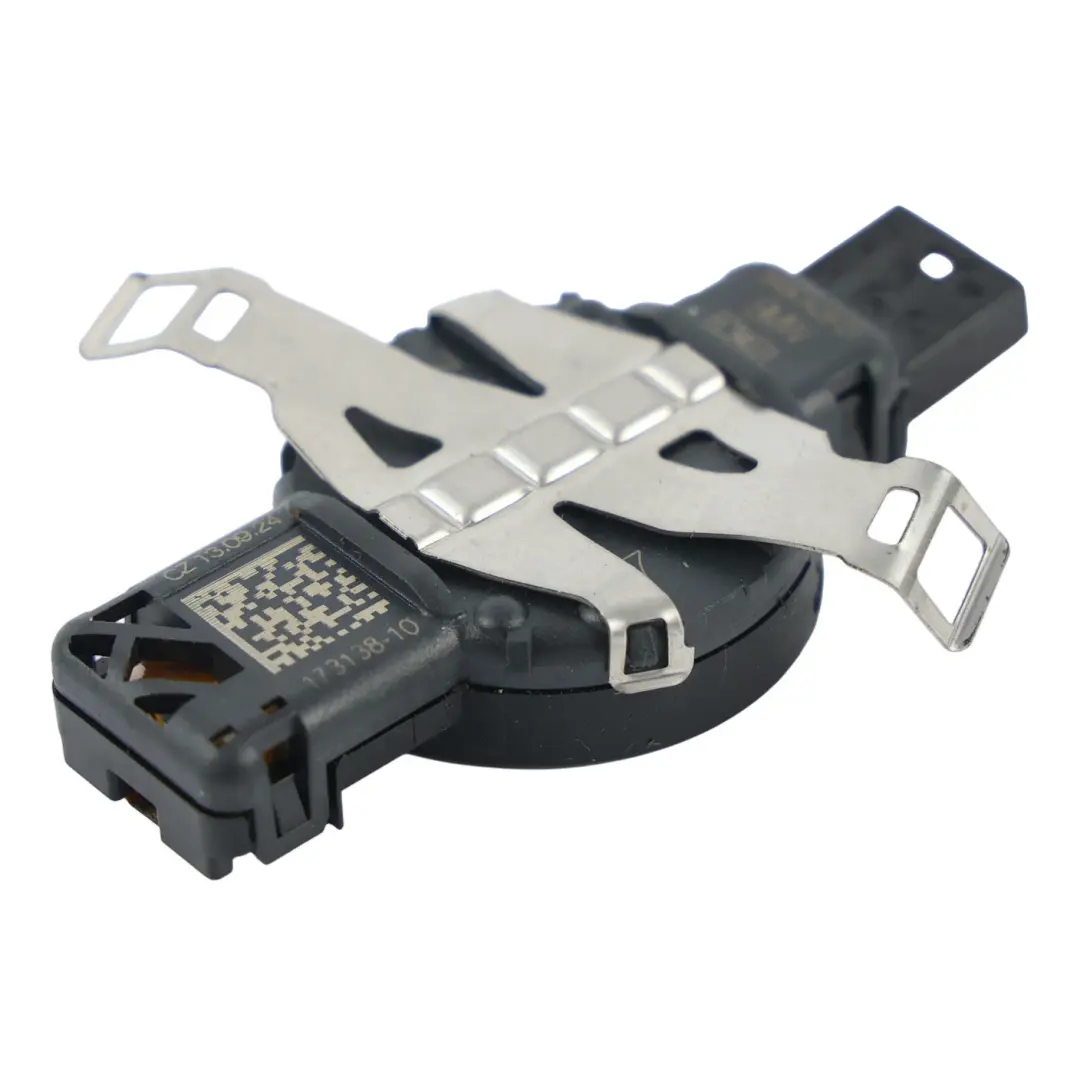 F74 F78 G60 G61 G68 G70 X2 U10 X1 U11 Sensore Pioggia per BMW F70 con numero di parte 5A9CA29 BMW F70 F74 F78 G60 G61 G68 G70 X2 U10 X1 U11 Sensore Pioggia - SKU 5A9CA29 - Numero di parte 5A9CA29