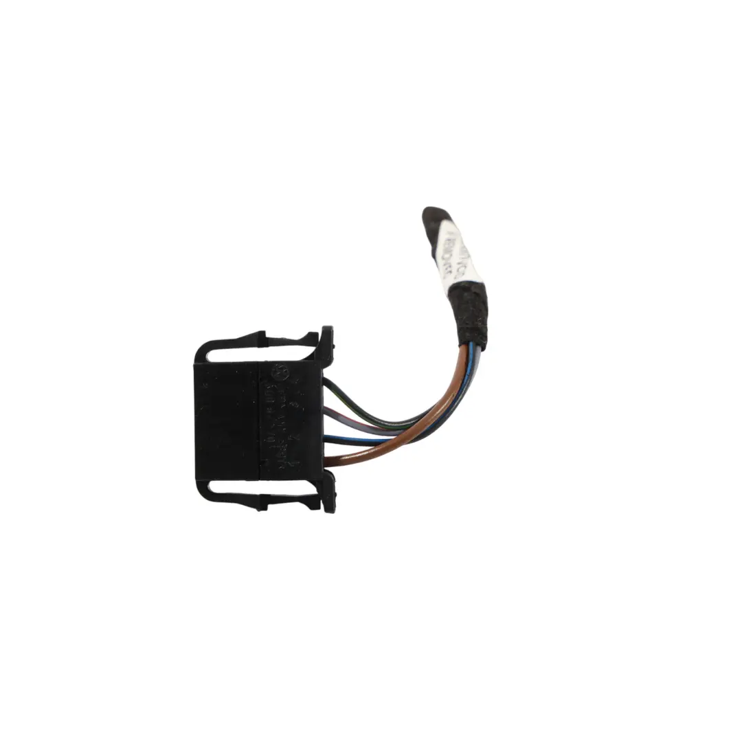 Seat Leon 5F Câble Fiche Câblage Lampe Hayon Arrière Droit - SKU 5F0945308P-2 - Numéro de pièce 5F0945308P