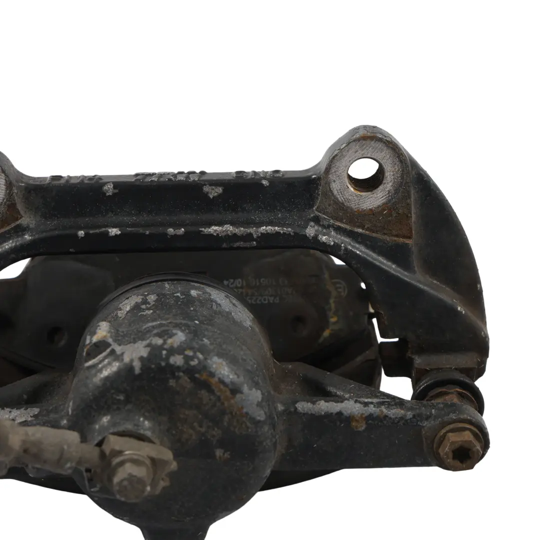 Front Brake Caliper Housing Black Right O/S to Volkswagen Golf R Mk7 with Part number 5G0615124D Volkswagen Golf R Mk7 Front Brake Caliper Housing Black Right O/S - SKU 5G0615124D - Part number 5G0615124D