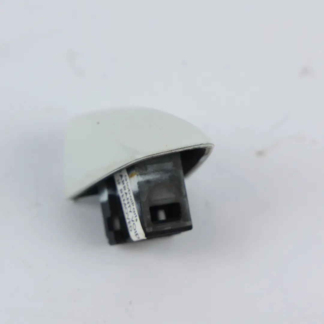 Cache Poignée Porte Arrière Gauche Blanc Pur C9A pour Volkswagen Golf Mk7 à propos du numéro de pièce 5G0839167D Volkswagen Golf Mk7 Cache Poignée Porte Arrière Gauche Blanc Pur C9A - SKU 5G0839167D-PWH - Numéro de pièce 5G0839167D