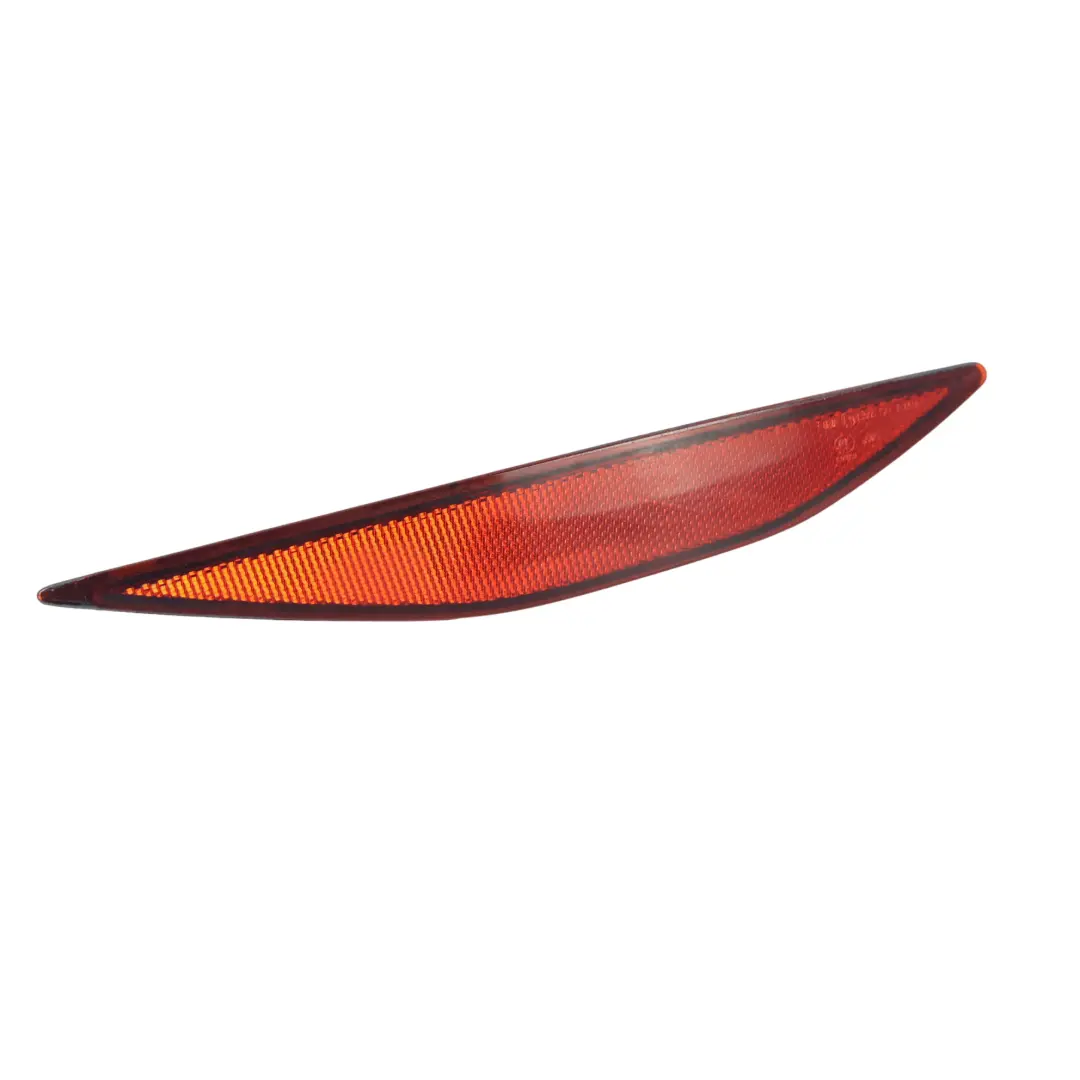 Volkswagen Golf Mk7 Reflector Luz Parachoques Trasero Derecho - SKU 5G0945106 - Número de pieza 5G0945106