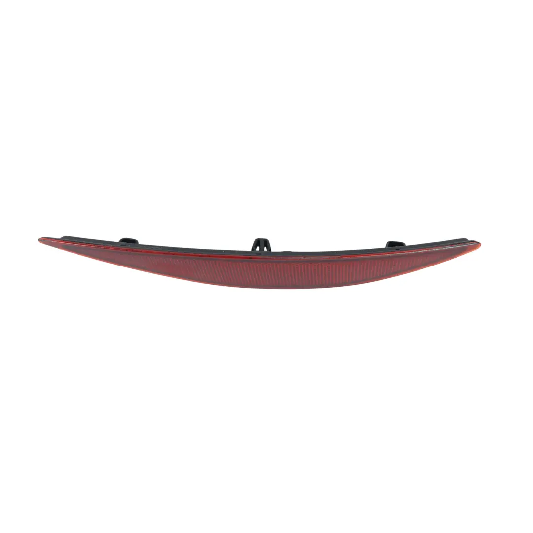 Luce Riflettore Paraurti Posteriore Destra per Volkswagen Golf Mk7 con numero di parte 5G0945106 Volkswagen Golf Mk7 Luce Riflettore Paraurti Posteriore Destra - SKU 5G0945106 - Numero di parte 5G0945106