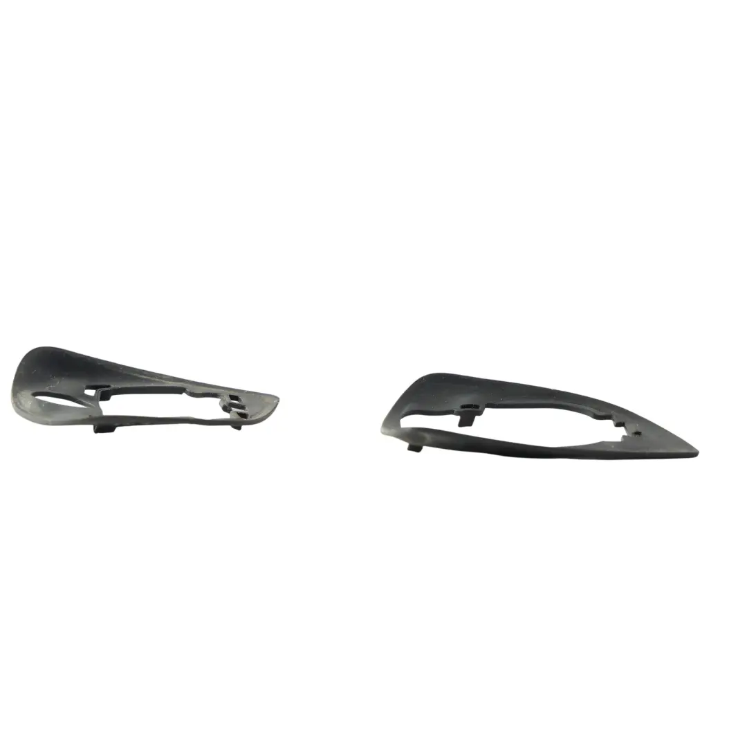 Mk8 Maniglia Porta Posteriore Destra per Volkswagen Golf GTI R con numero di parte 5H0837088 Volkswagen Golf GTI R Mk8 Maniglia Porta Posteriore Destra - SKU 5H0837088 - Numero di parte 5H0837088