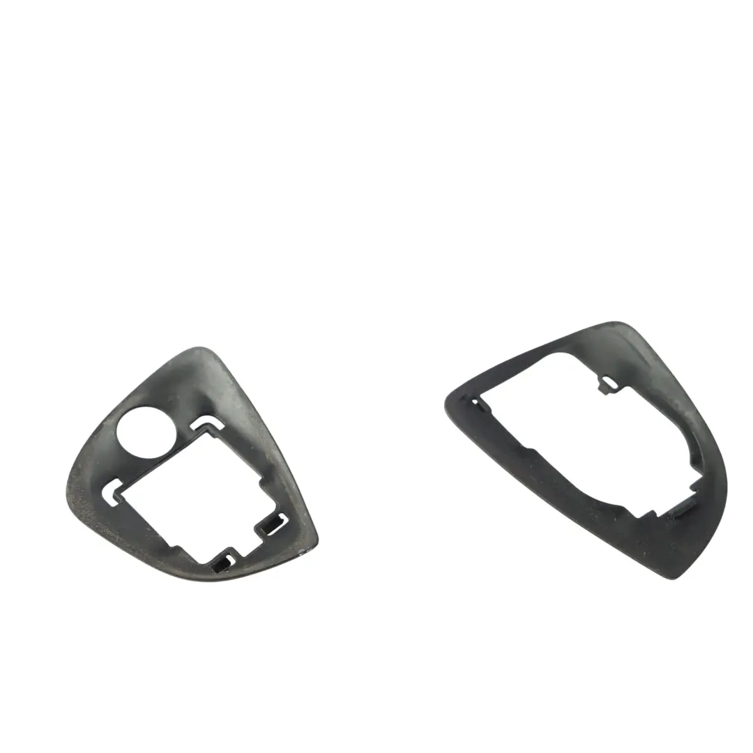 Mk8 Maniglia Porta Posteriore Destra per Volkswagen Golf GTI R con numero di parte 5H0837088 Volkswagen Golf GTI R Mk8 Maniglia Porta Posteriore Destra - SKU 5H0837088 - Numero di parte 5H0837088