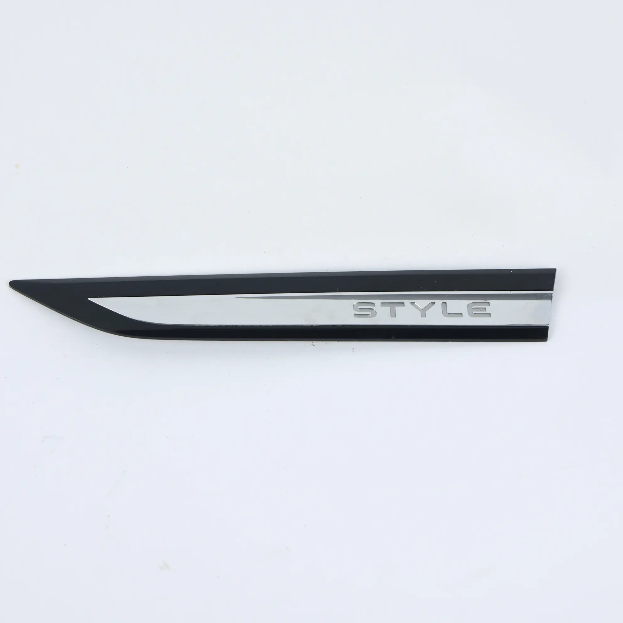 Volkswagen Golf Cd1 Emblemat Błotnika Style Chrom Czarny Lewy 5H0853688N