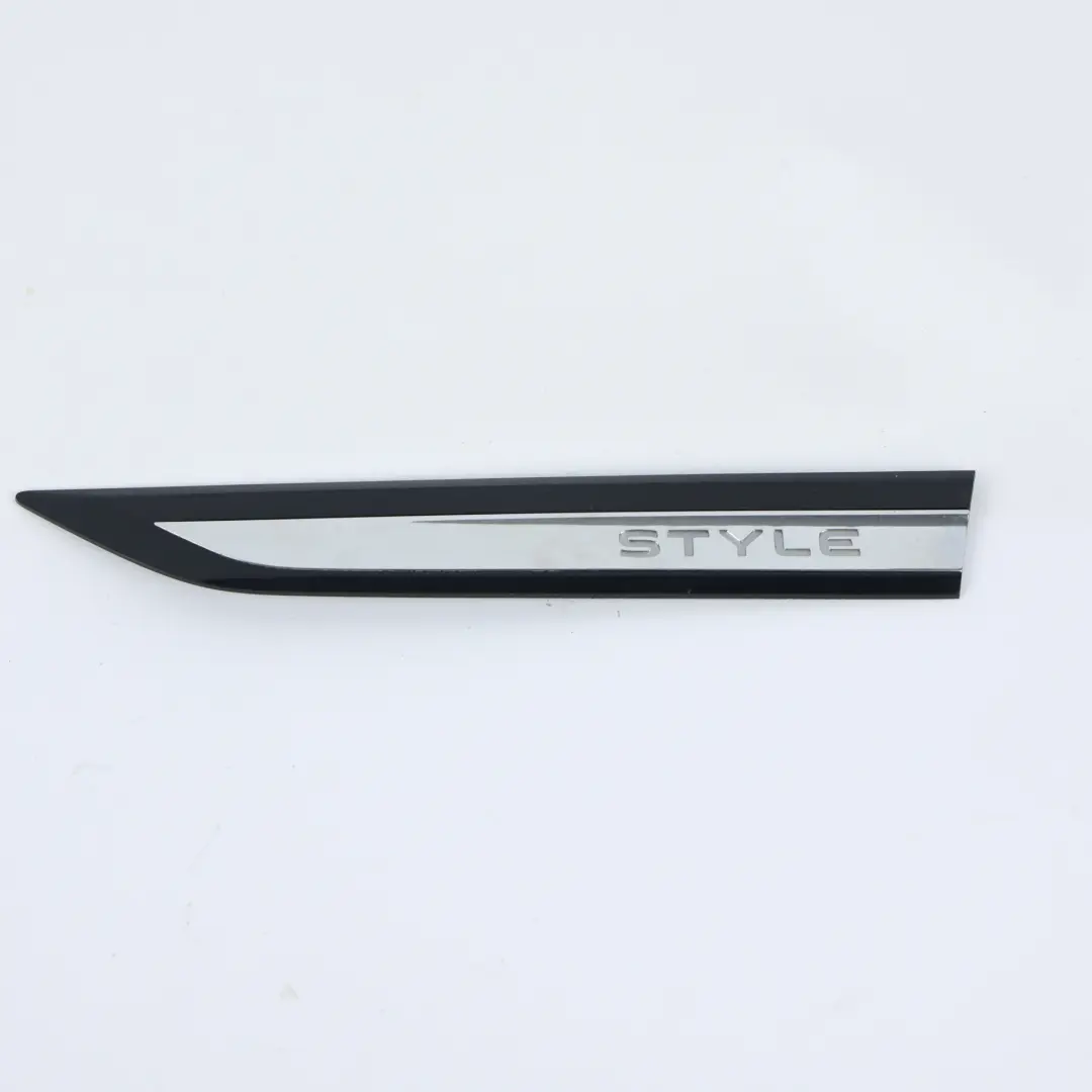 Volkswagen Golf Cd1 Badge Parafango Anteriore Cromato Nero Sinistro - SKU 5H0853688N - Numero di parte 5H0853688N