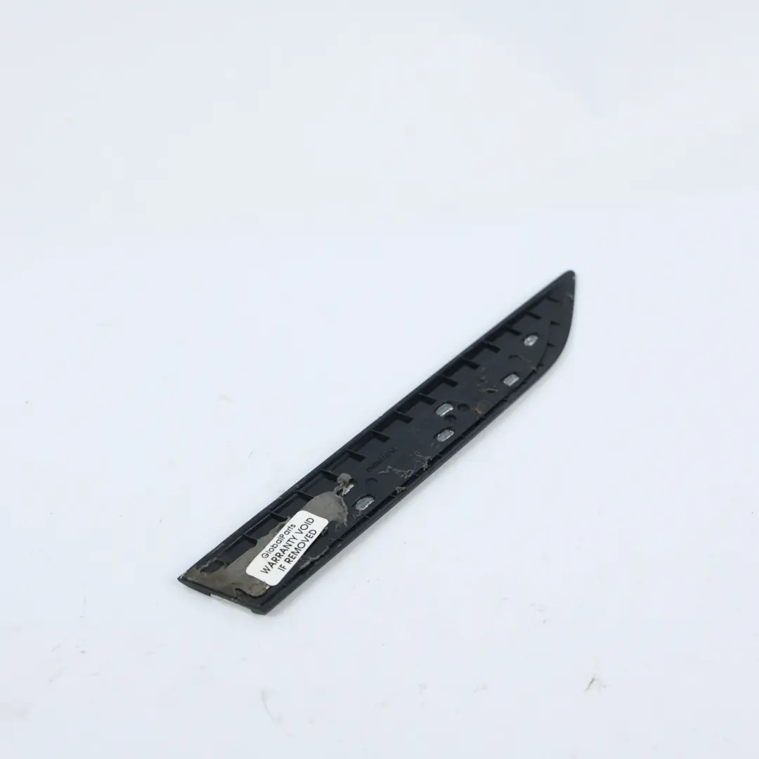 Volkswagen Golf Cd1Badge Aile Avant Style Chrome Noir Gauche - SKU 5H0853688N - Numéro de pièce 5H0853688N