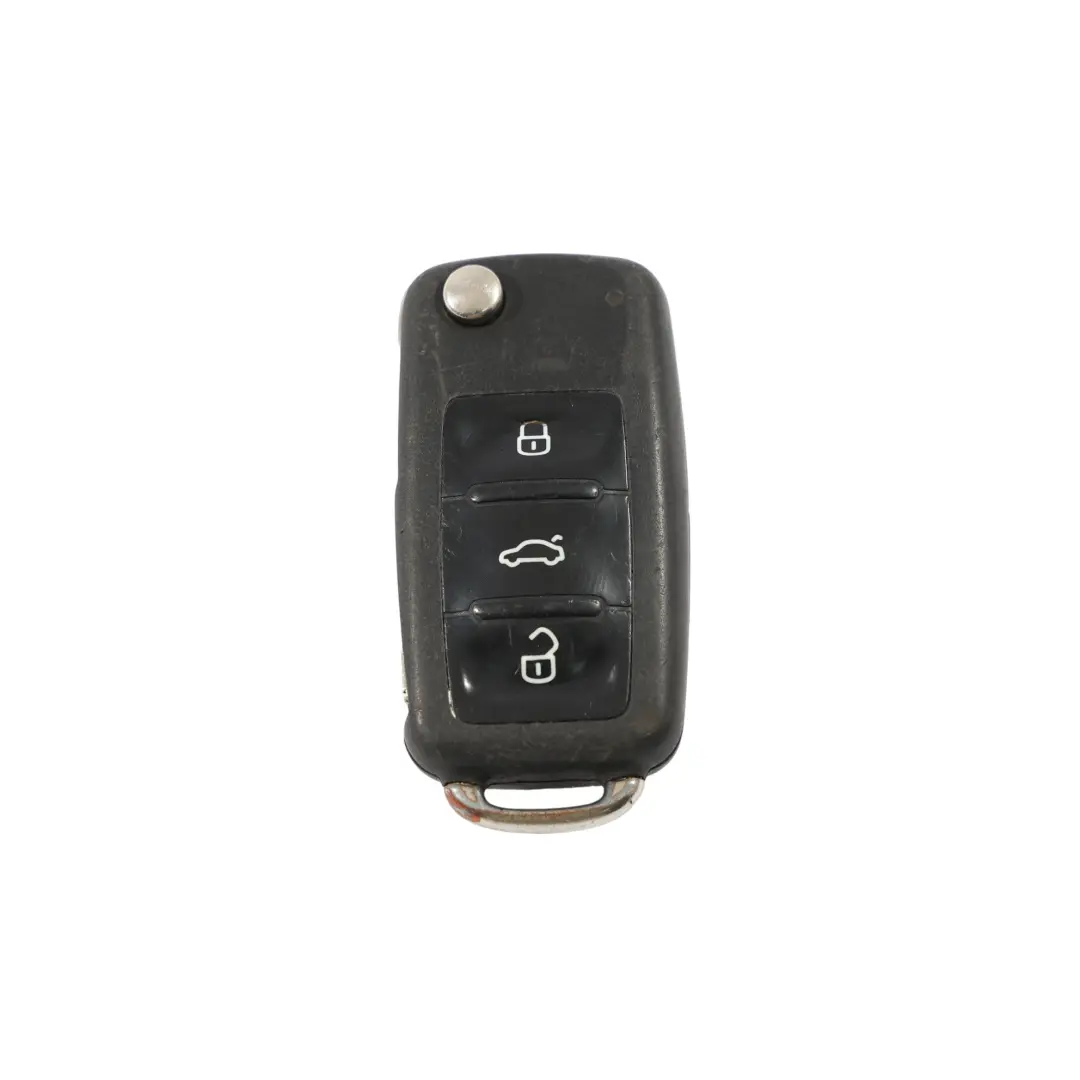 2k 3 Button Remote Flip Key Main Car Key Fob to VW Volkswagen Caddy with Part number 5K0837202DH VW Volkswagen Caddy 2k 3 Button Remote Flip Key Main Car Key Fob - SKU 5K0837202DH - Part number 5K0837202DH