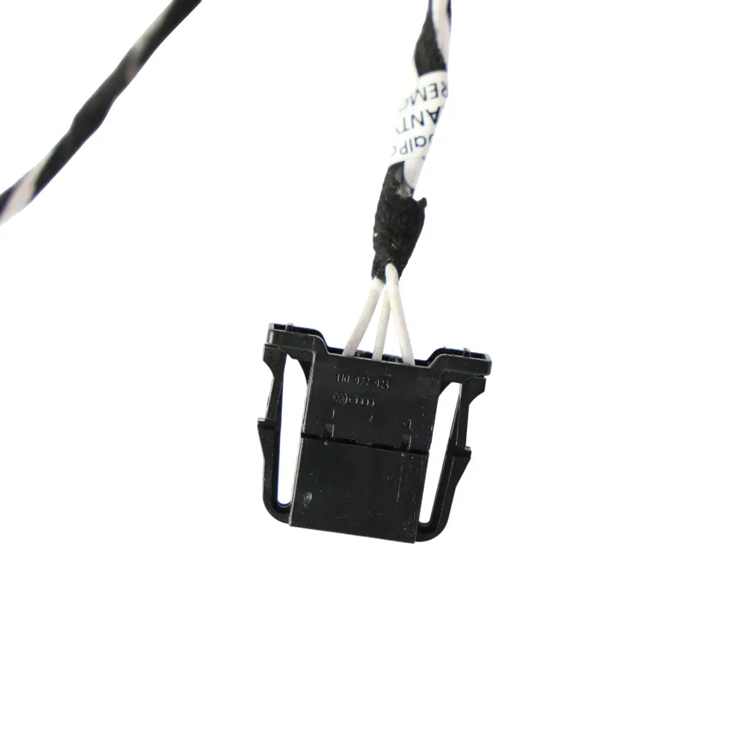 Mk6 Câblage Fiche Lampe Lumière Coffre Gauche pour Volkswagen Golf à propos du numéro de pièce 5K0945093L Volkswagen Golf Mk6 Câblage Fiche Lampe Lumière Coffre Gauche - SKU 5K0945093L-2 - Numéro de pièce 5K0945093L