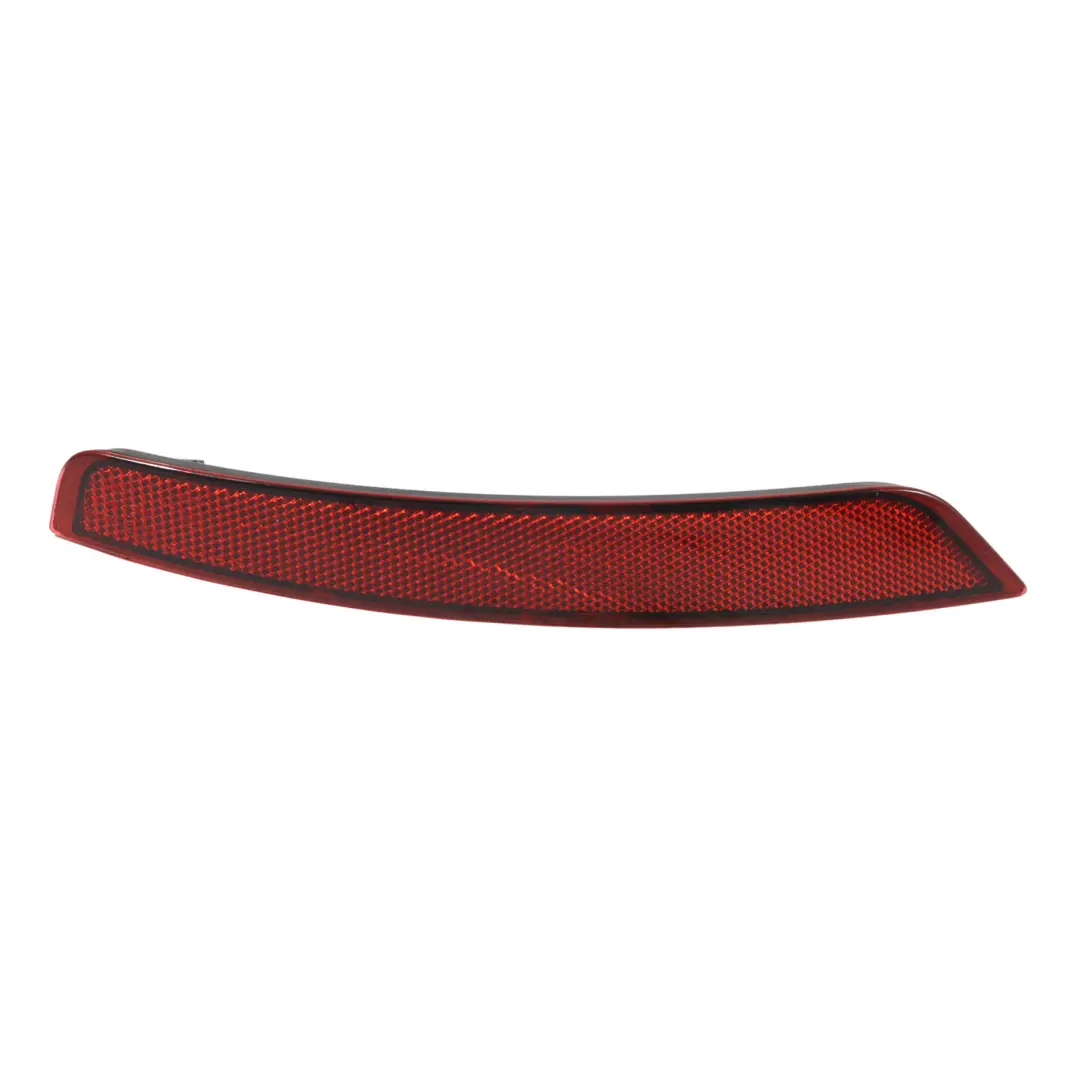 5K Reflector Luz Trasera Derecho para Volkswagen Golf GTD con número de pieza 5K0945106H Volkswagen Golf GTD 5K Reflector Luz Trasera Derecho - SKU 5K0945106H - Número de pieza 5K0945106H