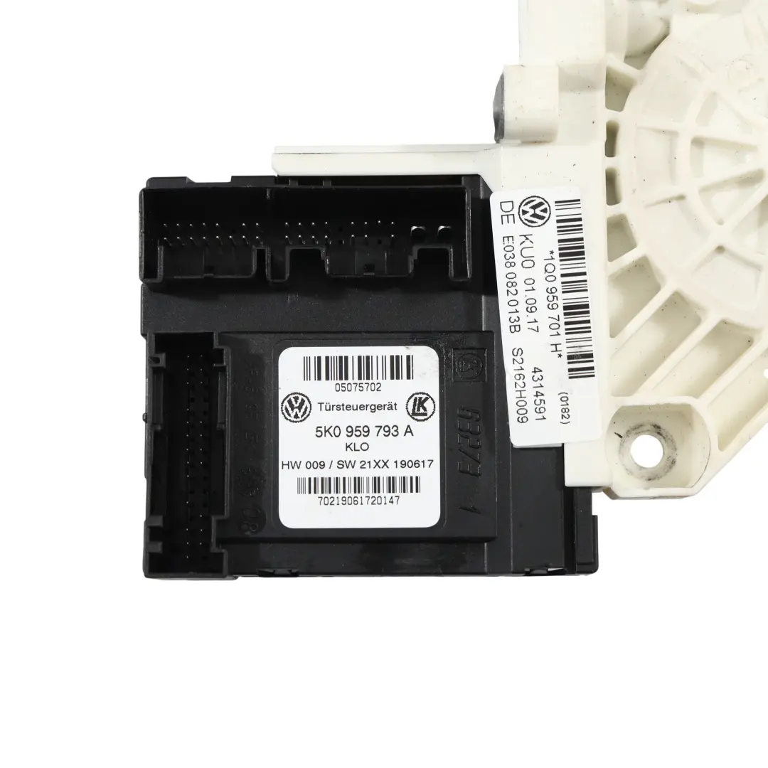 MK3 Module Lève-Vitre ECU Côté Conducteur pour Volkswagen Scirocco à propos du numéro de pièce 5K0959793A Volkswagen Scirocco MK3 Module Lève-Vitre ECU Côté Conducteur - SKU RHD-5K0959793A-1 - Numéro de pièce 5K0959793A