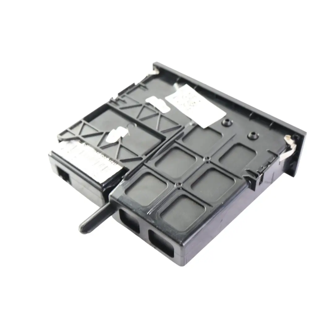 Moduł Interface Multimedialny do Volkswagen Passat B7 Touran 1T o numerze 5N0035341E Volkswagen Passat B7 Touran 1T Moduł Interface Multimedialny - SKU 5N0035341E - Numer Części 5N0035341E
