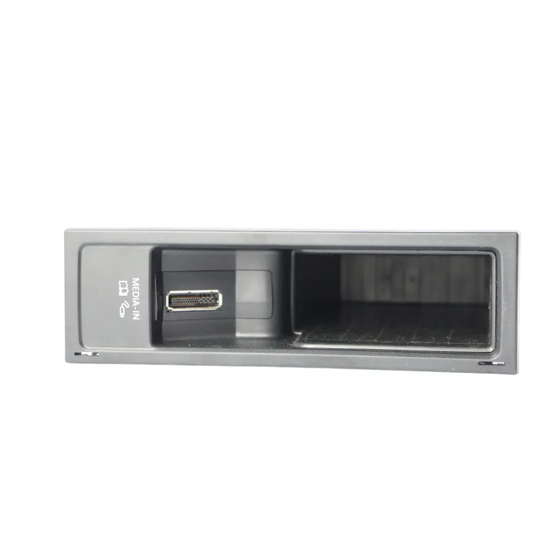 Volkswagen Passat B7 Touran 1T Multimedia Interface Modul Buchse - SKU 5N0035341E - Teilenummer 5N0035341E
